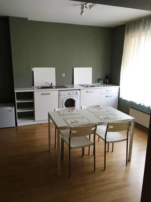 Hotel Alexander София Номер фото