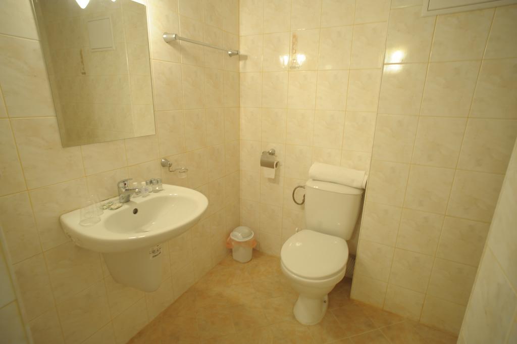 Hotel Alexander София Экстерьер фото